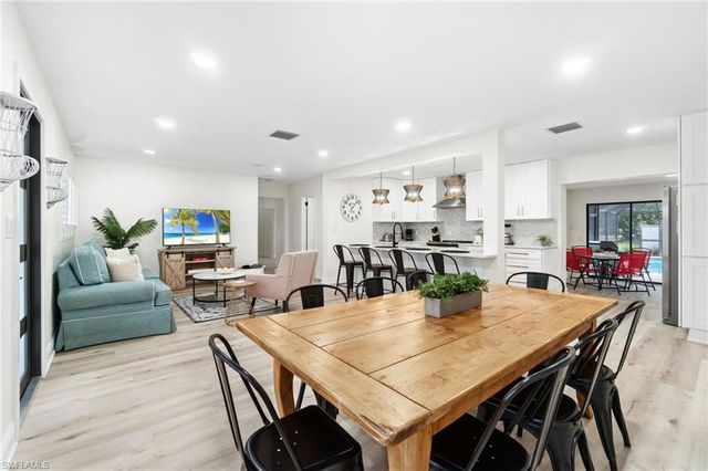 4568 San Antonio LN, Bonita Springs, FL 34134