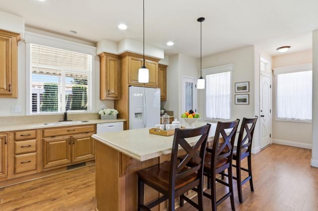 819 Villa Teresa Way 819, San Jose, CA 95123