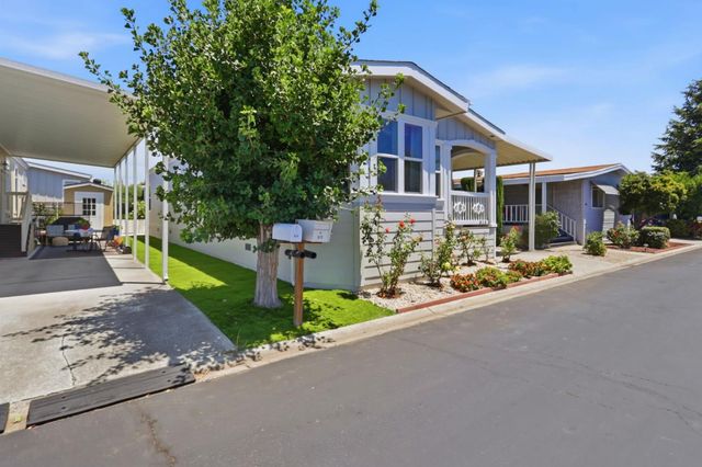 819 Villa Teresa Way 819, San Jose, CA 95123