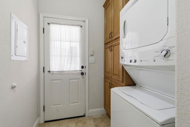 819 Villa Teresa Way 819, San Jose, CA 95123