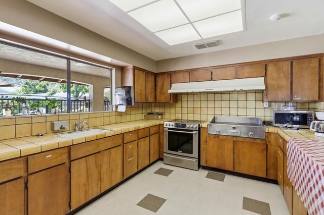 819 Villa Teresa Way 819, San Jose, CA 95123