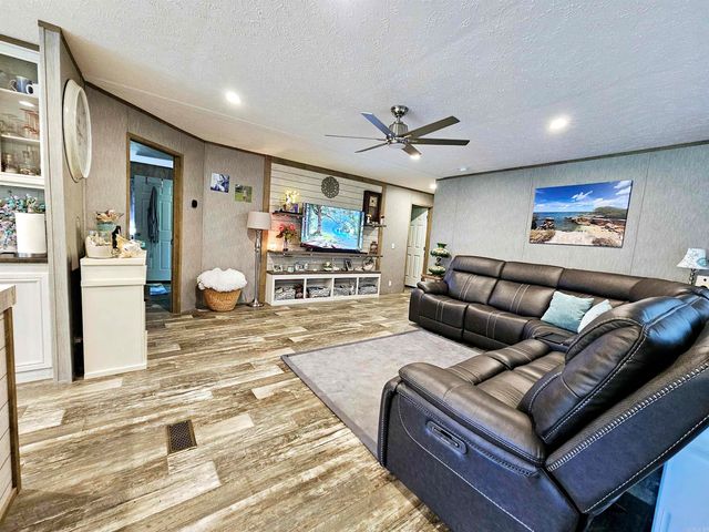 14 Mountain Grove Road, Greenbrier, AR 72058