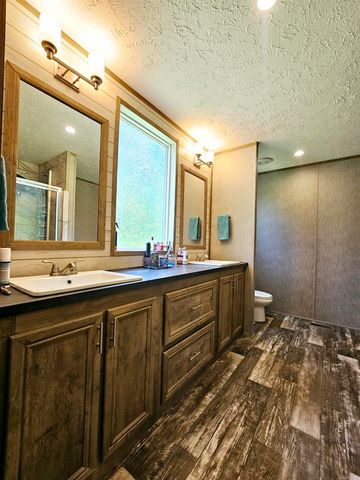 14 Mountain Grove Road, Greenbrier, AR 72058