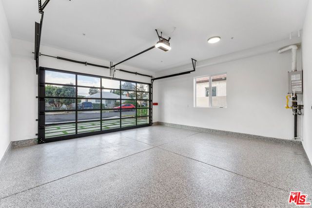 3932 Minerva Avenue, Los Angeles, CA 90066