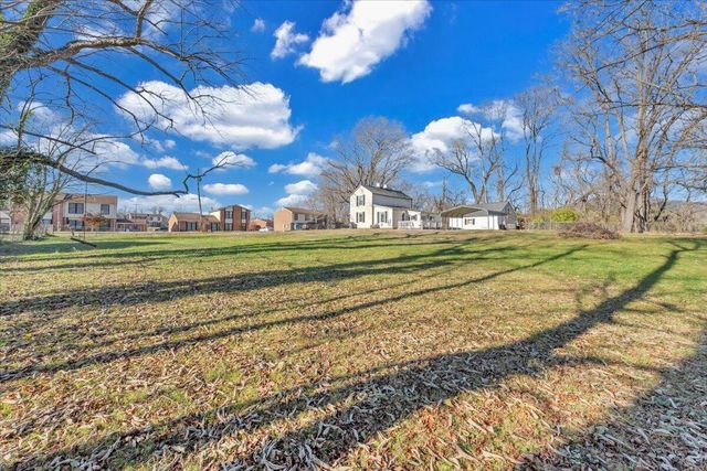 1315 Liberty RD, Roanoke, VA 24012