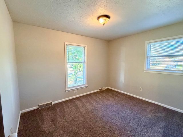 1145 Kalone Way, Lexington, KY 40515