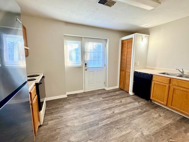 1145 Kalone Way, Lexington, KY 40515