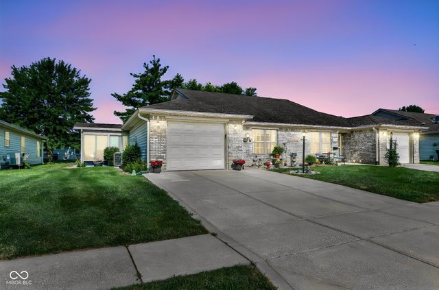 2038 Flamingo Way, Franklin, IN 46131