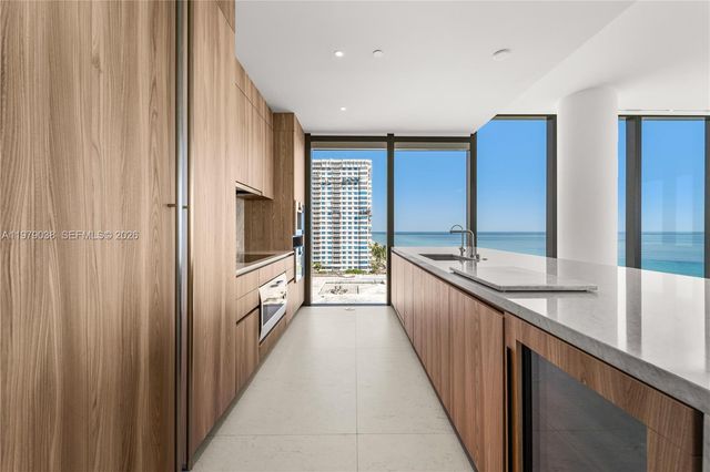 2000 S Ocean Drive 8A, Hallandale Beach, FL 33009