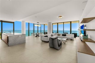 2000 S Ocean Drive 8A, Hallandale Beach, FL 33009