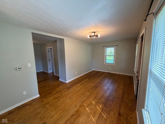326 N Main Street, Brooklyn, IN 46111
