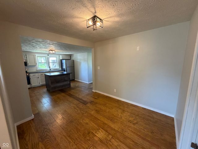 326 N Main Street, Brooklyn, IN 46111