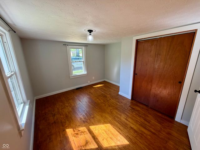 326 N Main Street, Brooklyn, IN 46111