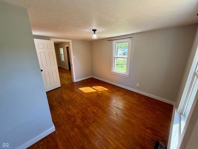 326 N Main Street, Brooklyn, IN 46111