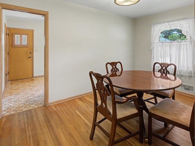 709 18th Avenue NE, Rochester, MN 55906