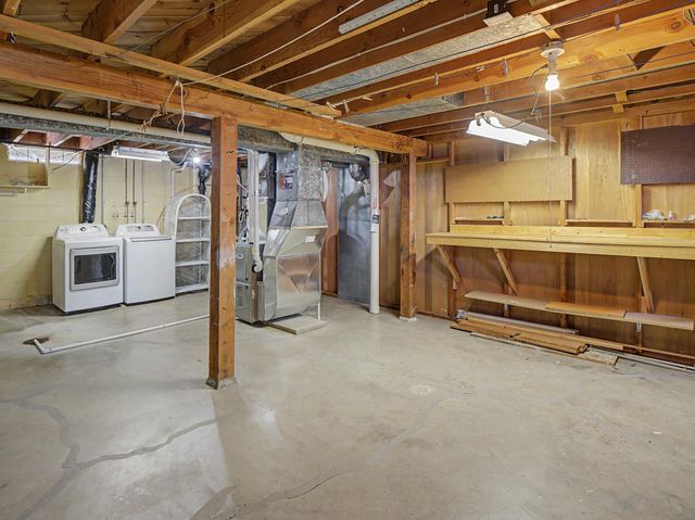 709 18th Avenue NE, Rochester, MN 55906