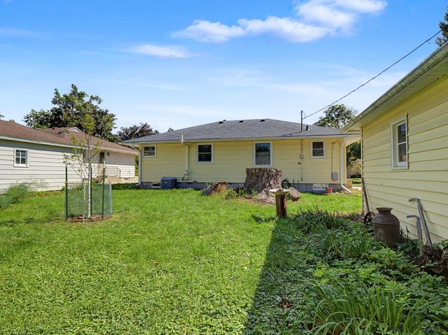 709 18th Avenue NE, Rochester, MN 55906