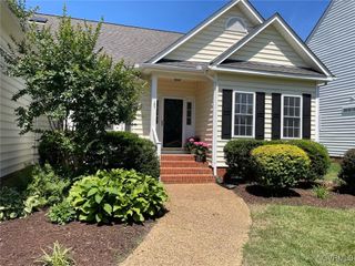 1355 Hawkins Wood Cir, Midlothian, VA 23114