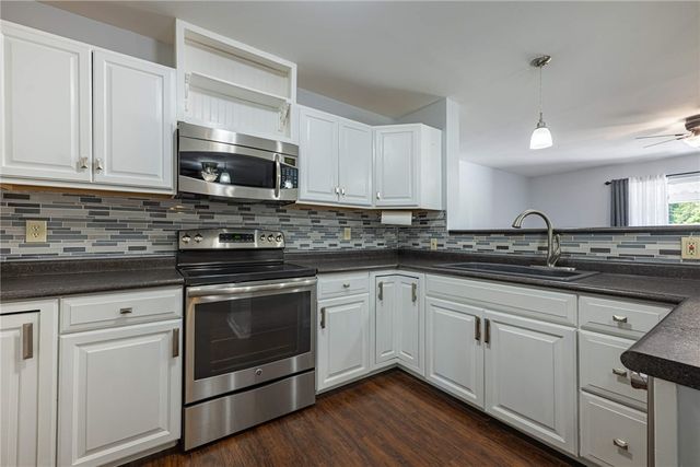 5808 Woodville Drive, Dayton, OH 45414