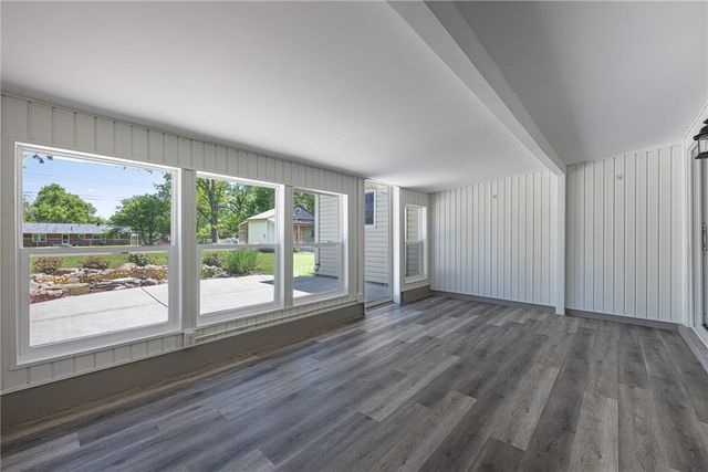 5808 Woodville Drive, Dayton, OH 45414
