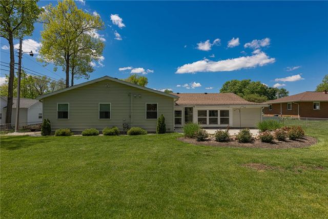 5808 Woodville Drive, Dayton, OH 45414