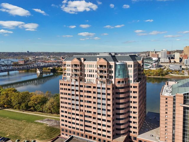 100 W Rivercenter Boulevard, PH3B, Covington, KY 41011
