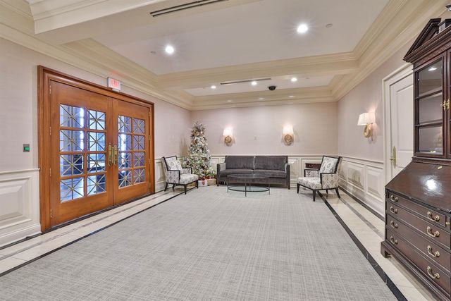 100 W Rivercenter Boulevard, PH3B, Covington, KY 41011