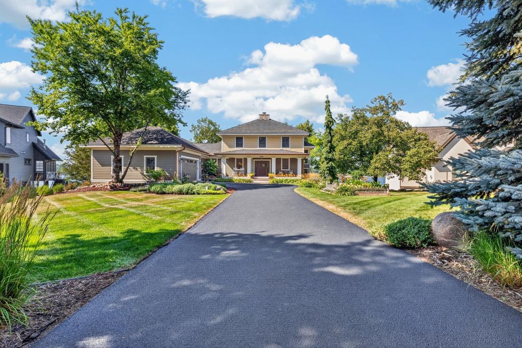 5488 Fairlawn Shores Trail SE, Prior Lake, MN 55372 — exterior