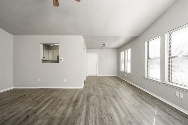 703 Stonecroft Circle, Edmond, OK 73034