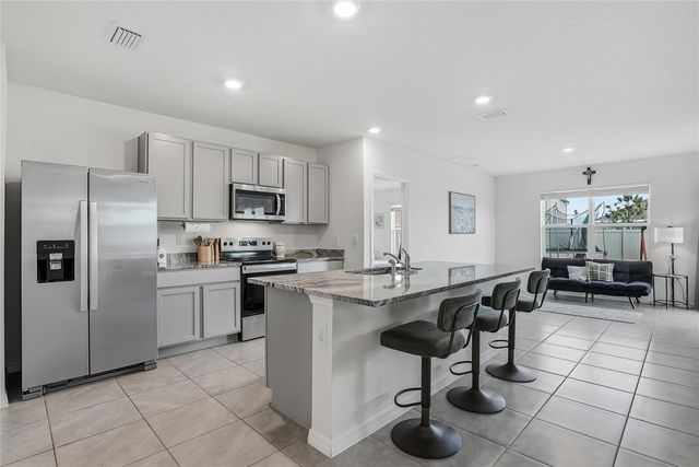 31019 PENNY SURF LOOP, Wesley Chapel, FL 33545