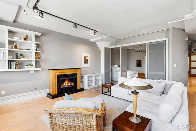 4901 Washington Avenue 3B, St Louis, MO 63108