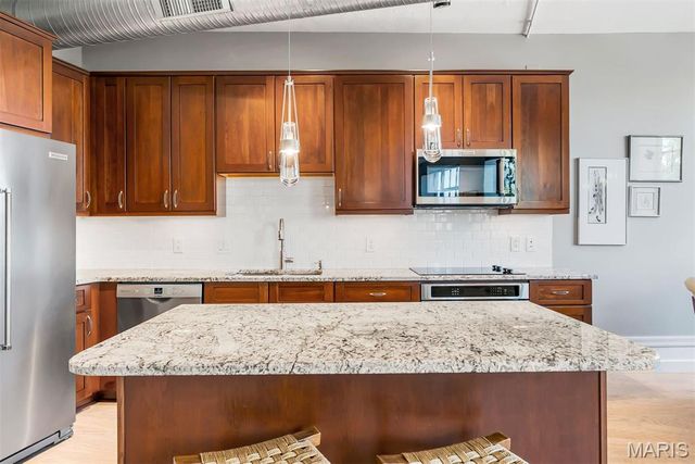4901 Washington Avenue 3B, St Louis, MO 63108