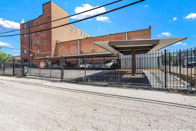 4901 Washington Avenue 3B, St Louis, MO 63108