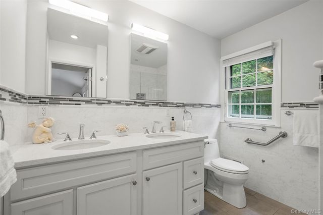 6 Trails End, Rye, NY 10580