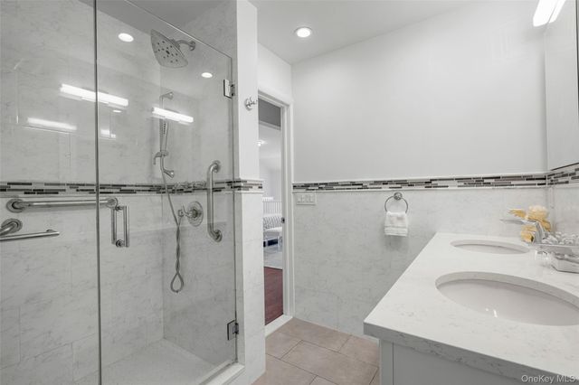 6 Trails End, Rye, NY 10580