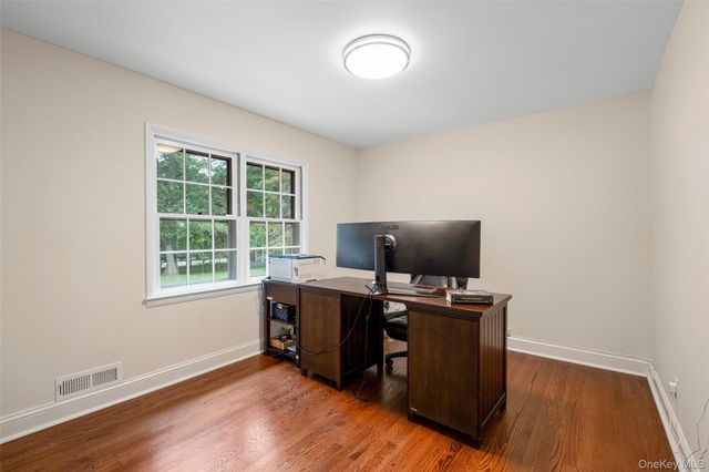 6 Trails End, Rye, NY 10580