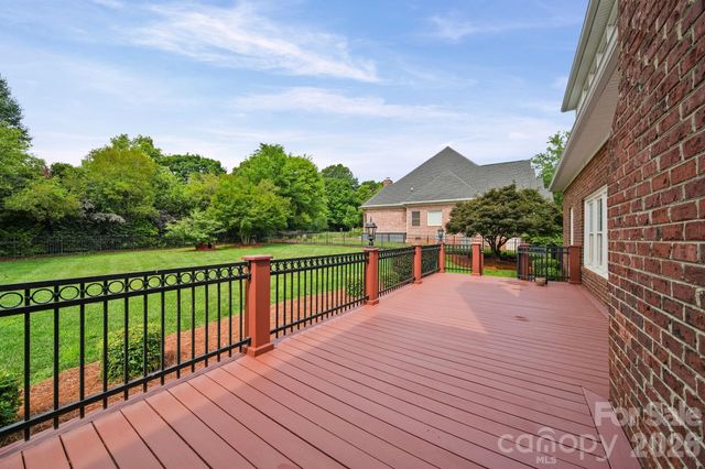 933 Allison Mews Place NW, Concord, NC 28027