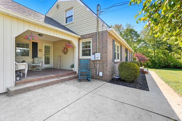 144 S Bird Road 144 S Bird Road, Springfield, OH 45505