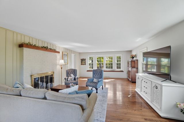 144 S Bird Road 144 S Bird Road, Springfield, OH 45505