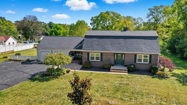 144 S Bird Road 144 S Bird Road, Springfield, OH 45505