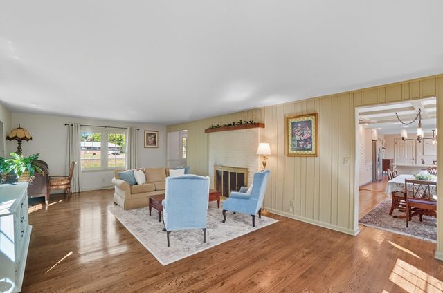 144 S Bird Road 144 S Bird Road, Springfield, OH 45505