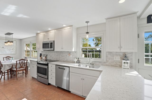 144 S Bird Road 144 S Bird Road, Springfield, OH 45505