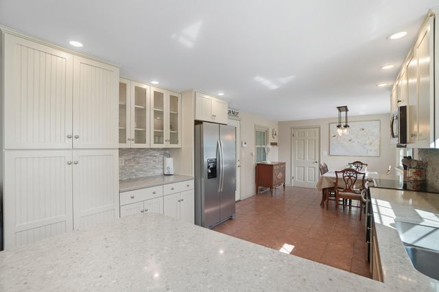 144 S Bird Road 144 S Bird Road, Springfield, OH 45505