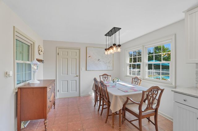 144 S Bird Road 144 S Bird Road, Springfield, OH 45505