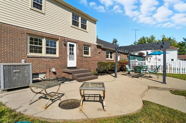 144 S Bird Road 144 S Bird Road, Springfield, OH 45505