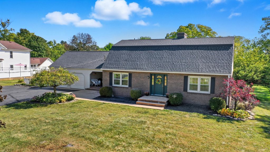 144 S Bird Road 144 S Bird Road, Springfield, OH 45505