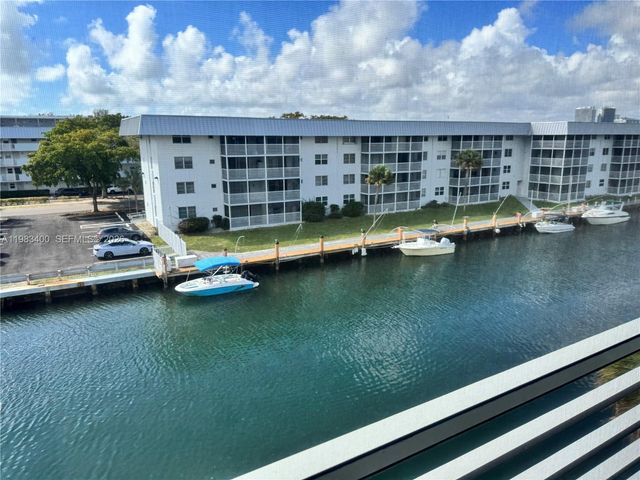 3600 NE 170 St. Apt.D.406, North Miami Beach, FL 33160
