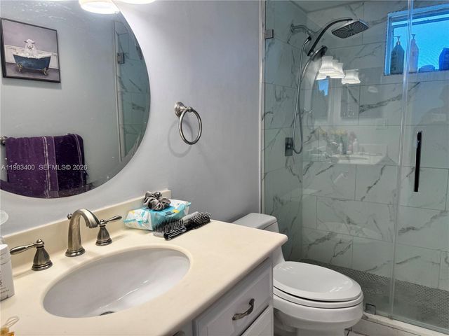 3600 NE 170 St. Apt.D.406, North Miami Beach, FL 33160