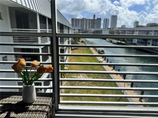 3600 NE 170 St. Apt.D.406, North Miami Beach, FL 33160