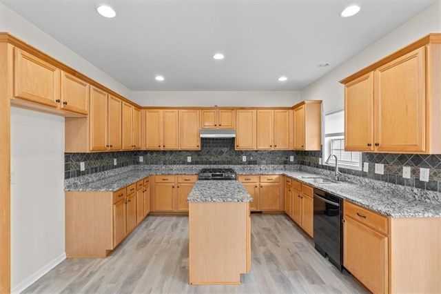 3425 Owens Landing Drive NW, Kennesaw, GA 30152